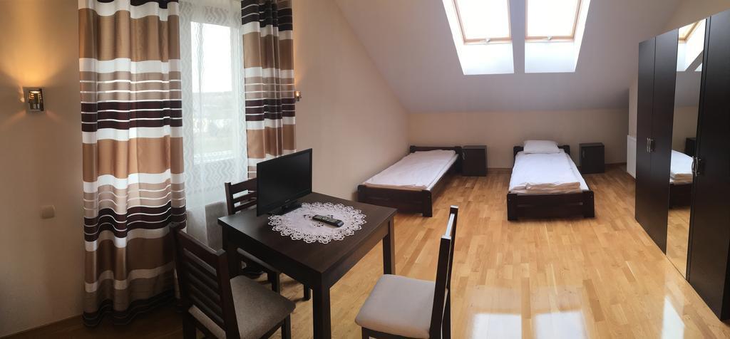 Noclegi Julia Stopnica Pacanow Mietel Bagian luar foto